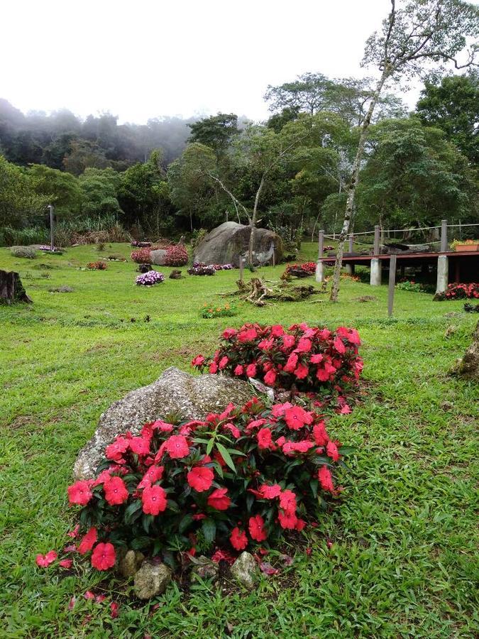 Spring Garden Hotel Kampong Kundassan Buitenkant foto